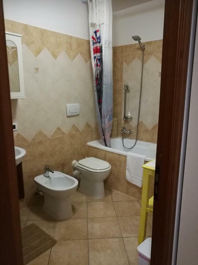 Camera Privata Otel Pomezia Dış mekan fotoğraf