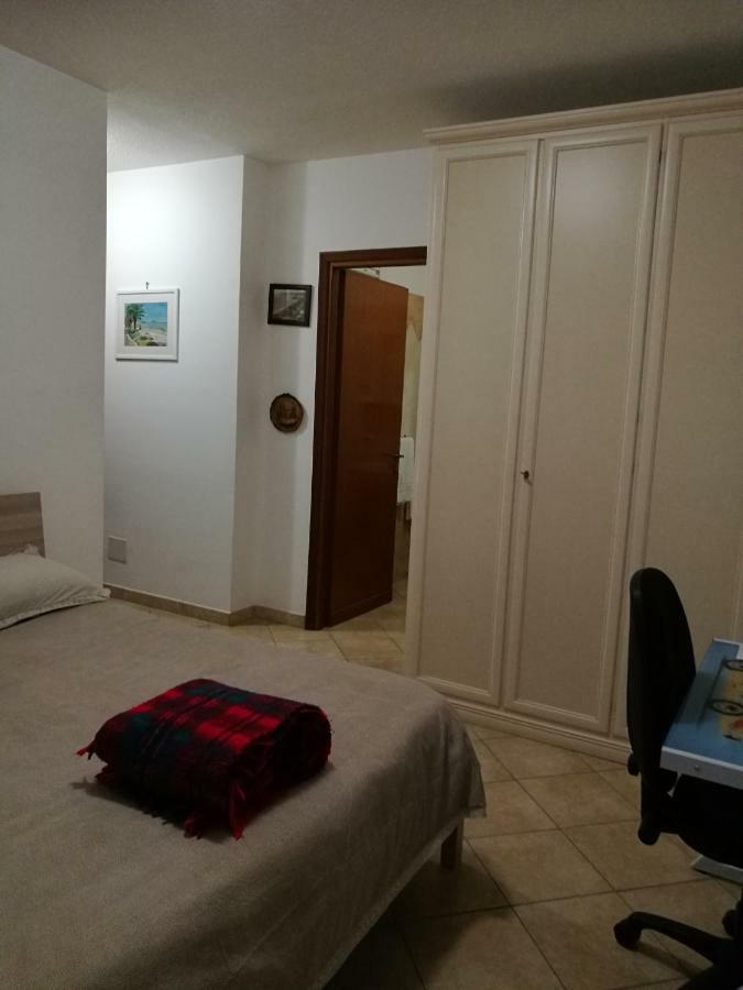 Camera Privata Otel Pomezia Dış mekan fotoğraf