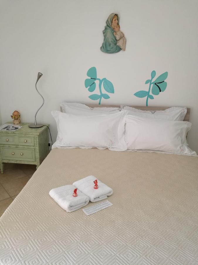Camera Privata Otel Pomezia Dış mekan fotoğraf