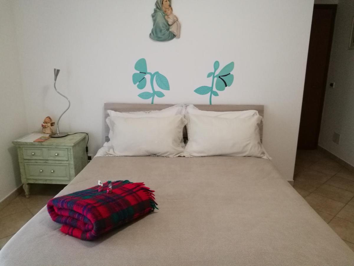 Camera Privata Otel Pomezia Dış mekan fotoğraf